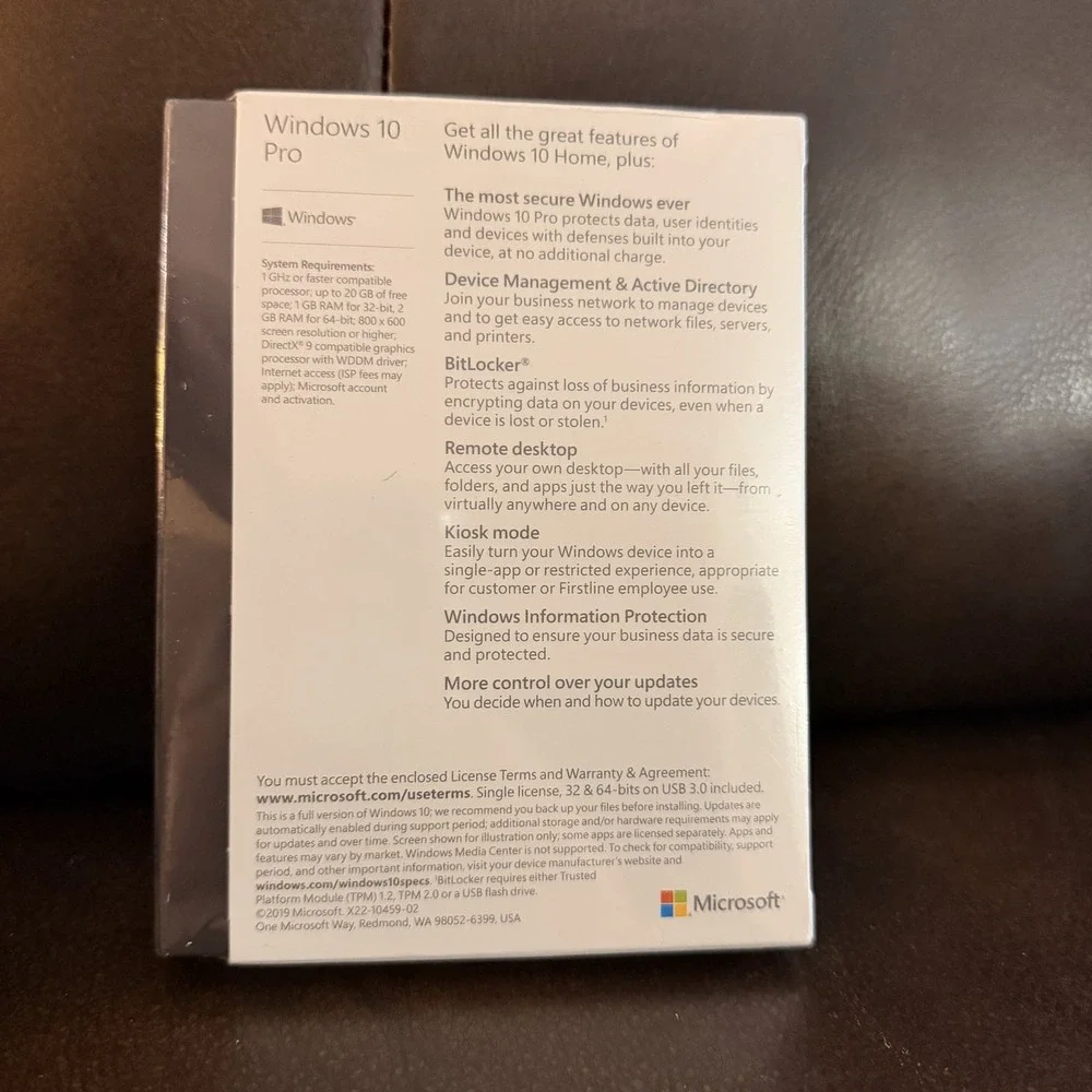 Microsoft Windows 10 Pro Retail USB 32/64-Bit HAV-00059 Full Version New Sealed